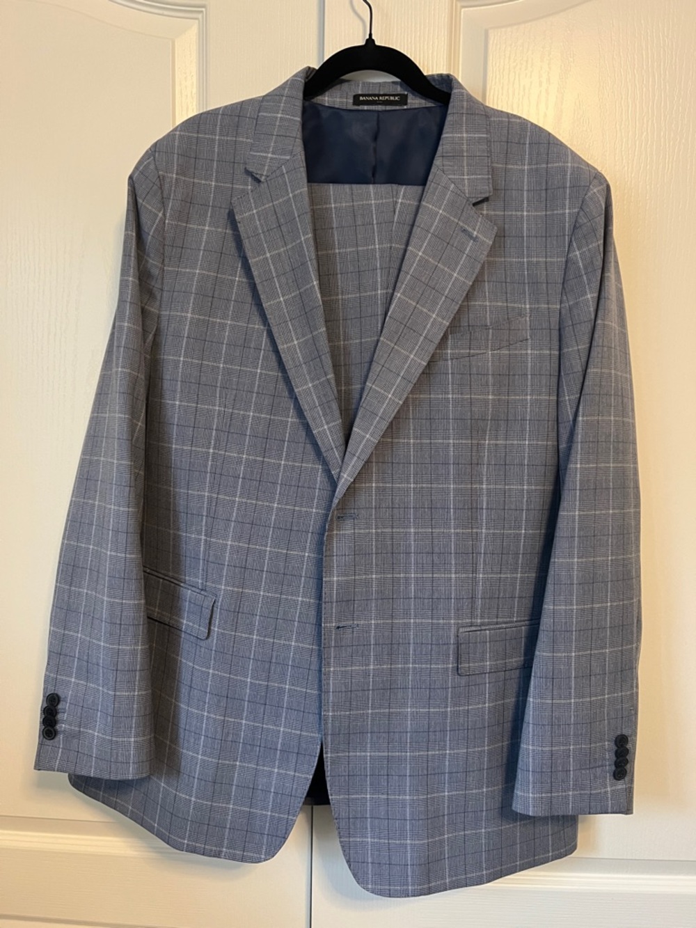Banana Republic Men's Light Blue-Gray Windowpane Suit